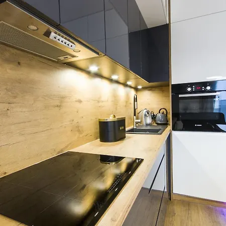 Apartament Nowy Atal Tower - Garaz - Taras Widokowy - Centrum *