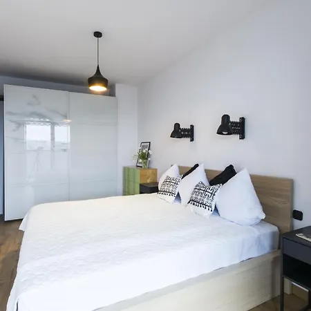 Nowy Atal Tower - Garaz - Taras Widokowy - Centrum Apartman Wrocław