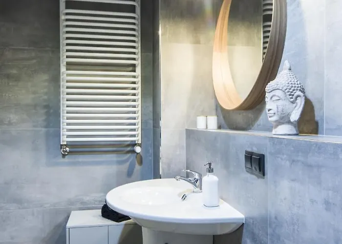 Nowy Atal Tower - Garaz - Taras Widokowy - Centrum Wroclaw